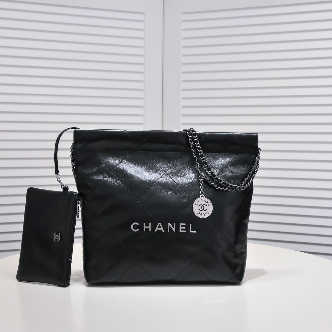 【シャネル】22 bag