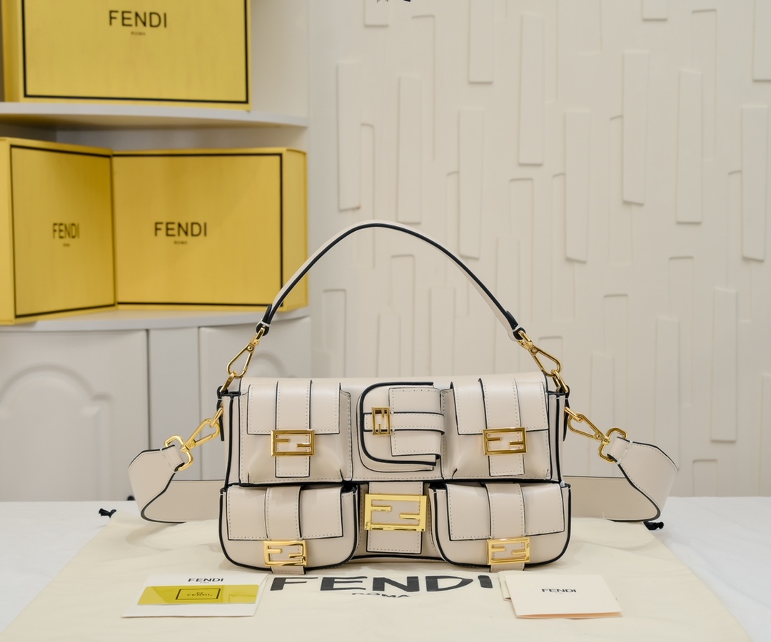 【Fendi】 Baguette 27*17*8CM