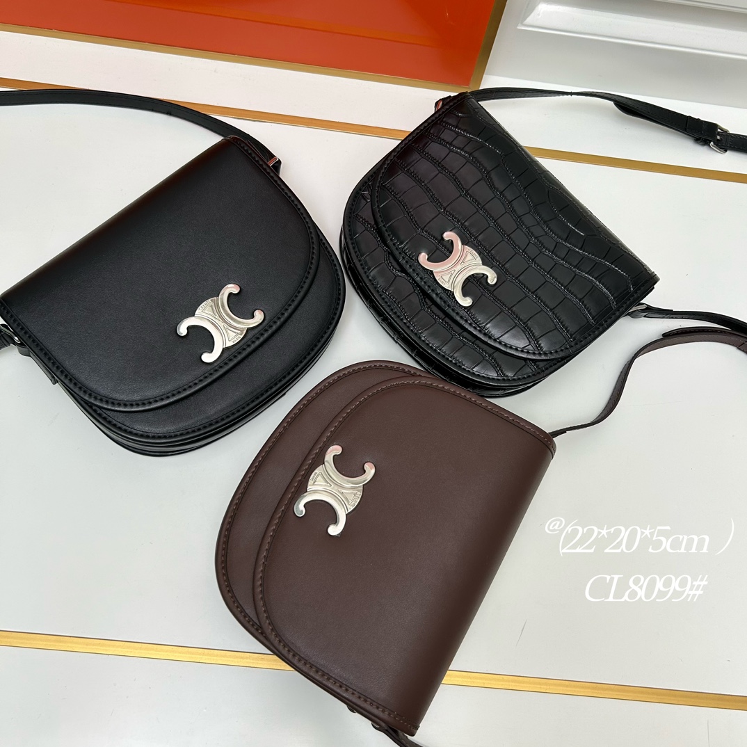 【CELINE】22*20*5cm