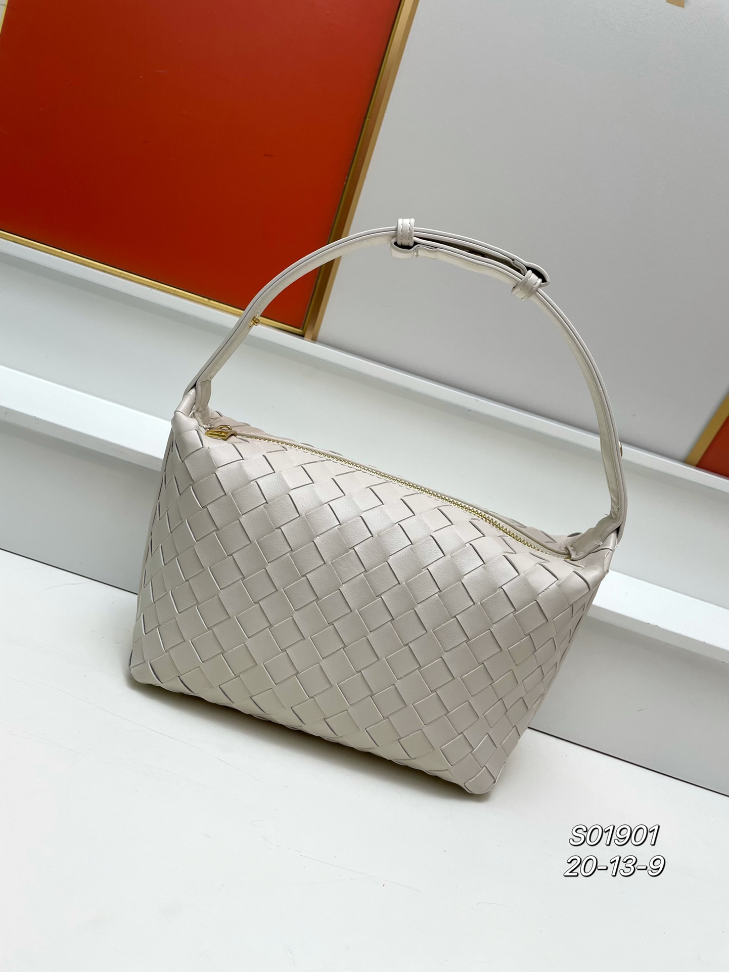 【Bottega Veneta】Wallace 13*20*9.5CM