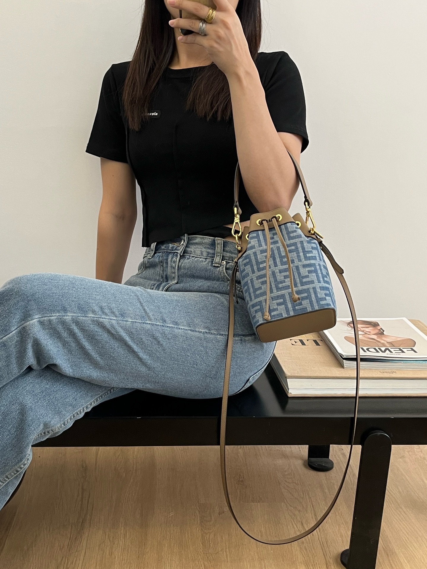 【Fendi】12x18x10cm