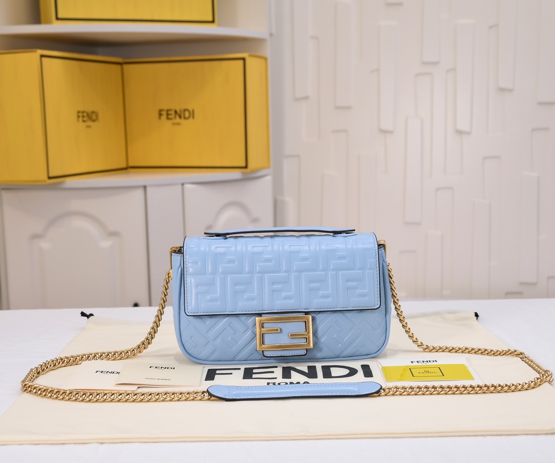 【Fendi】24x14.5x7cm