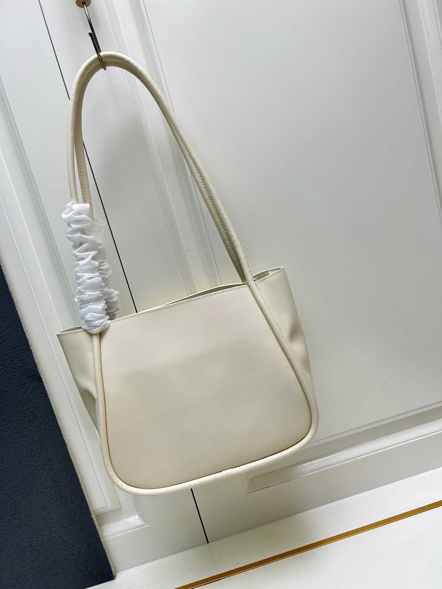 【PRADA】25x18.5x12.5cm