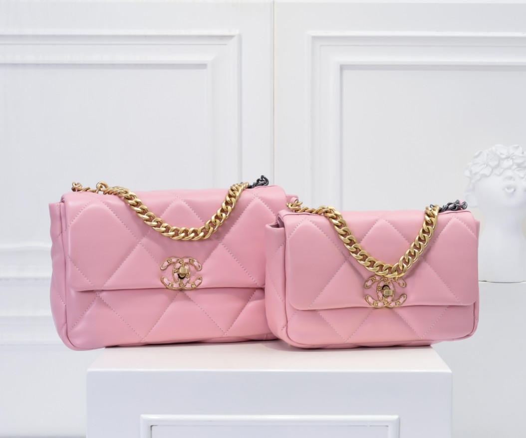 【シャネル】19BAG