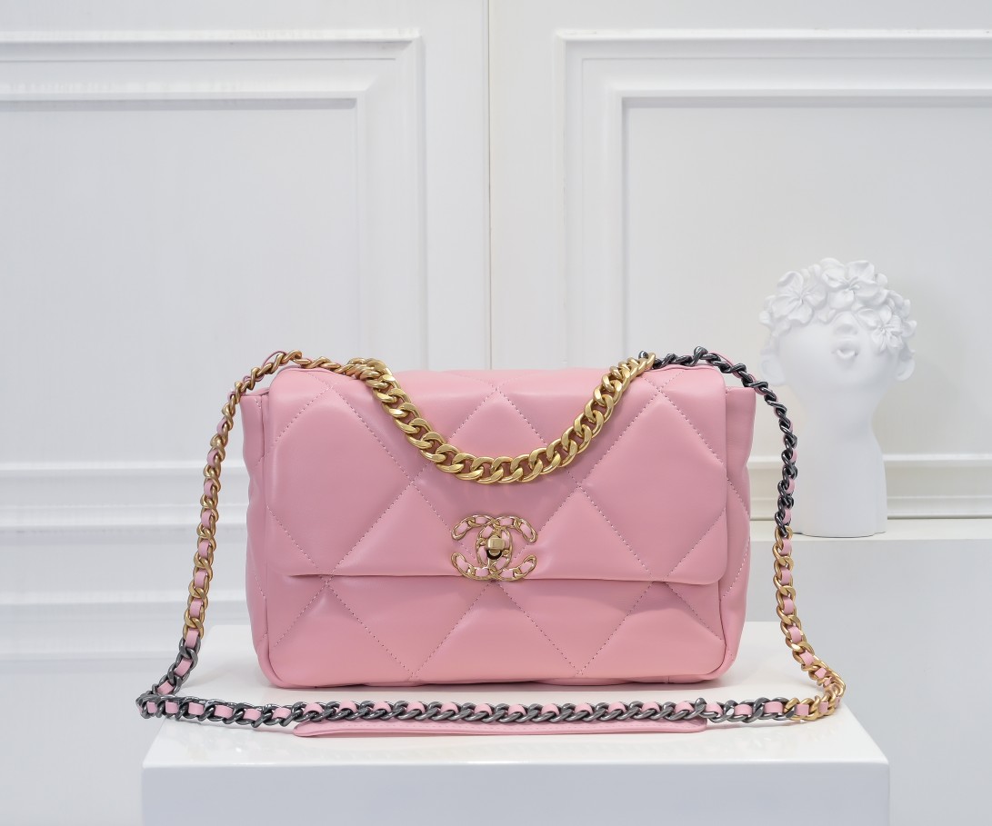 【シャネル】19BAG