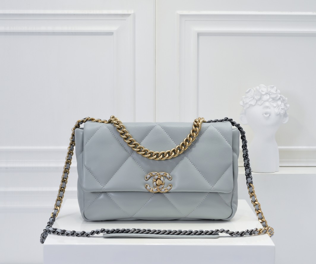 【シャネル】19BAG