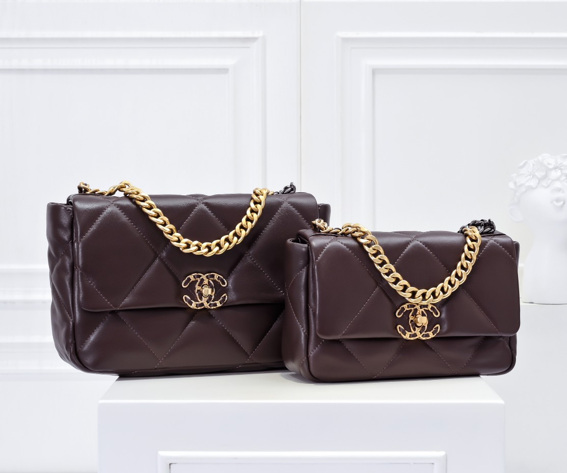 【シャネル】19BAG