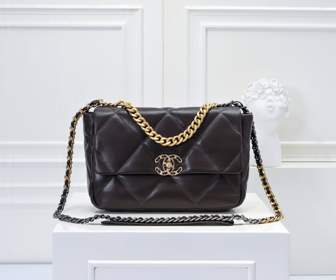 【シャネル】19BAG