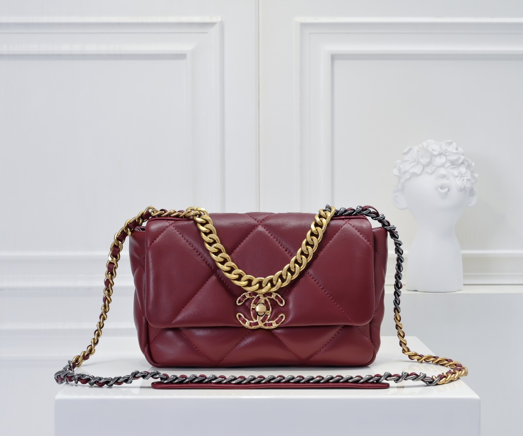 【シャネル】19BAG