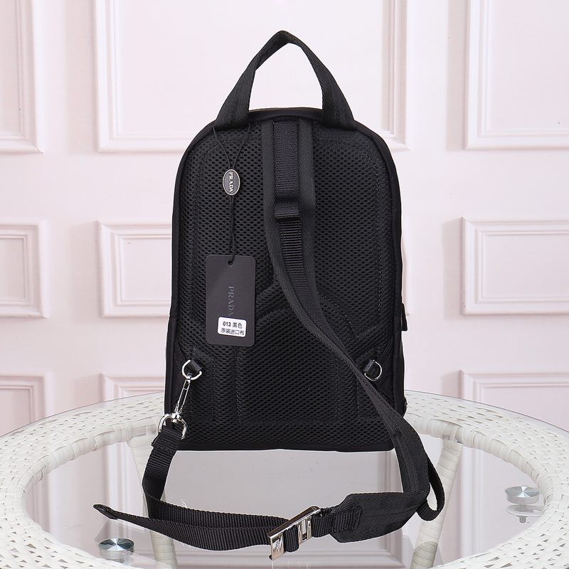 【PRADA】W20xH30xD10CM