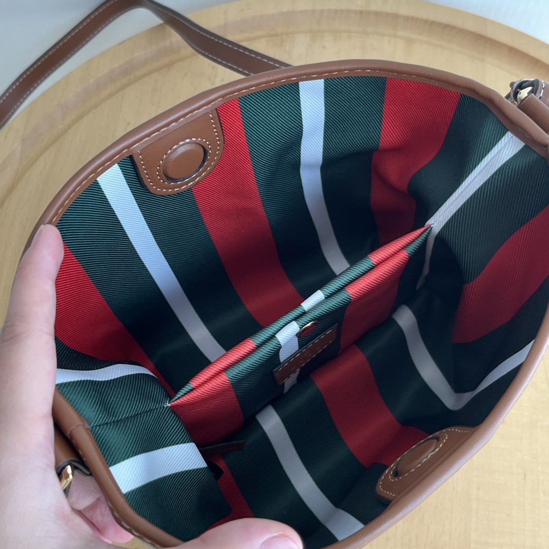 【GUCCI】20.5x18x11.5cm