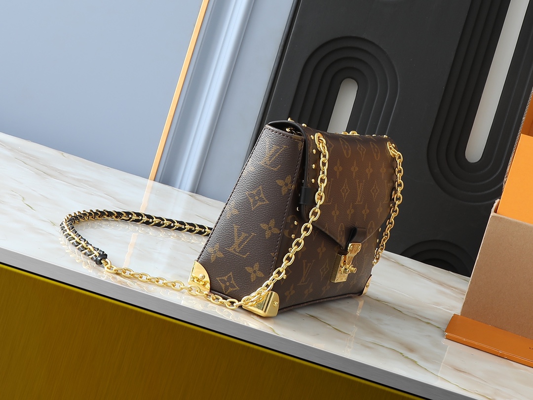 【LOUIS VUITTON】27x17x8CM