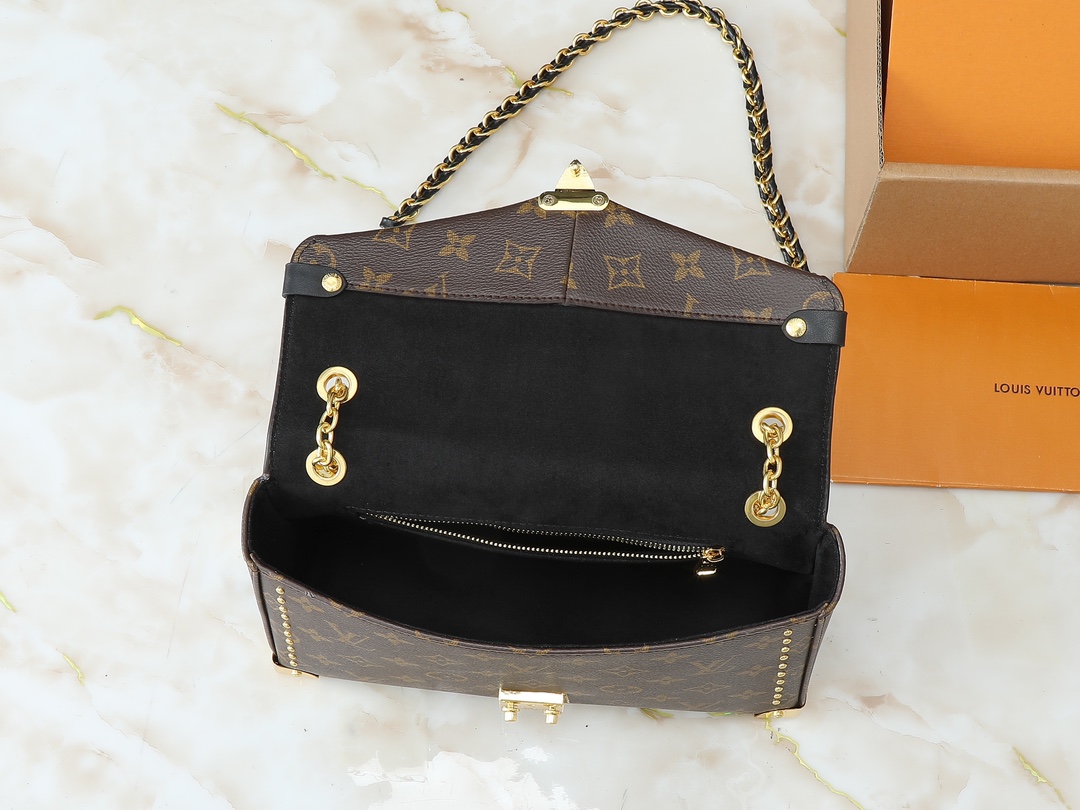 【LOUIS VUITTON】27x17x8CM
