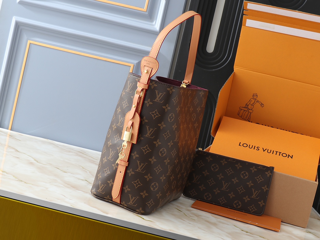 【LOUIS VUITTON】all in 30.0 x 25.0 x 17.0 CM