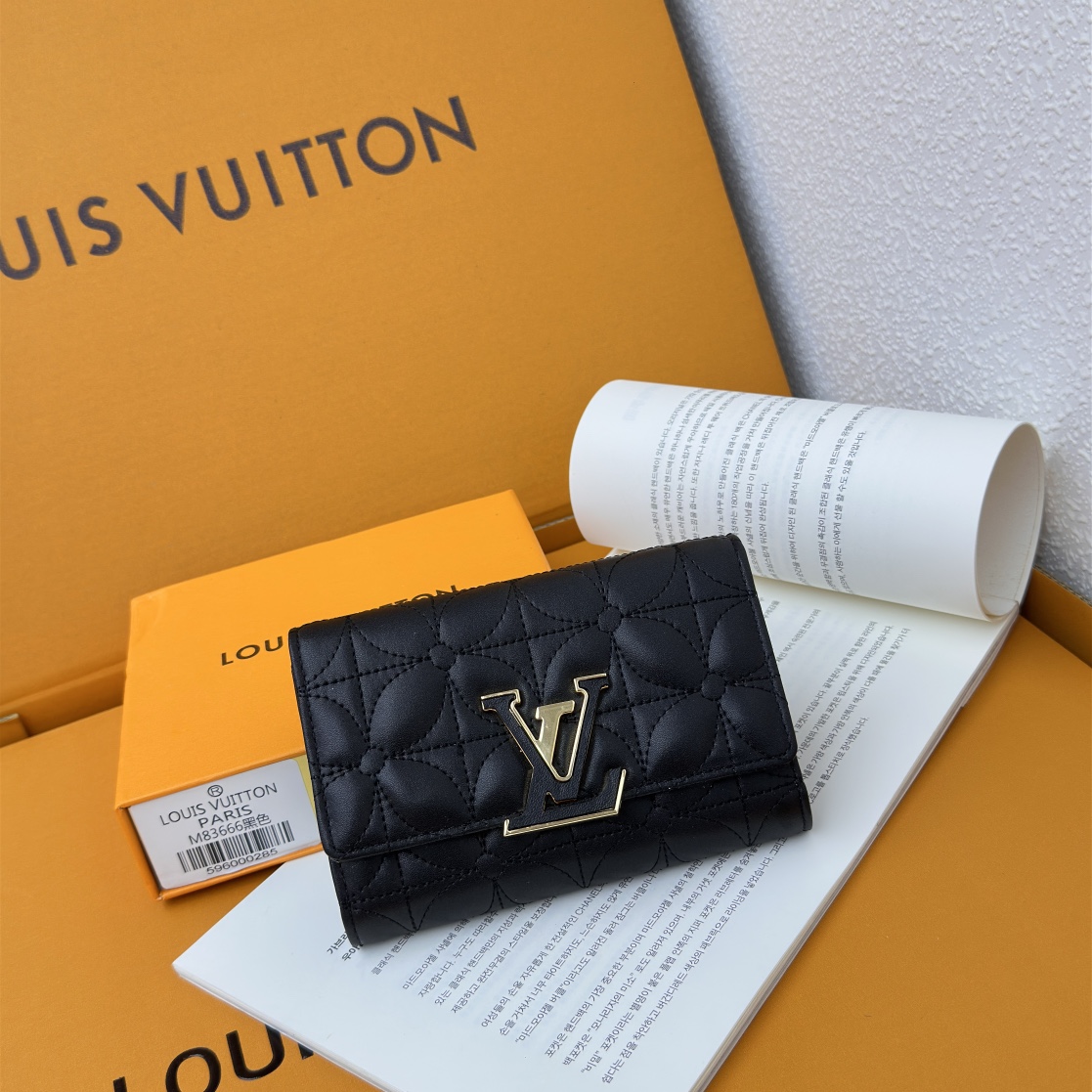 【LOUIS VUITTON】Nano Noé