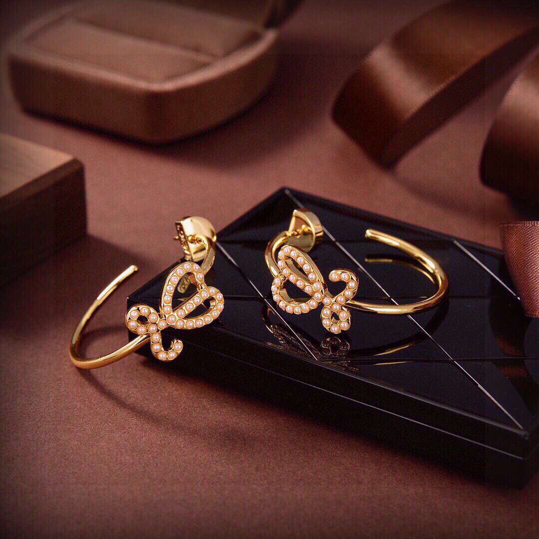 【ピアス】★LOEWE★