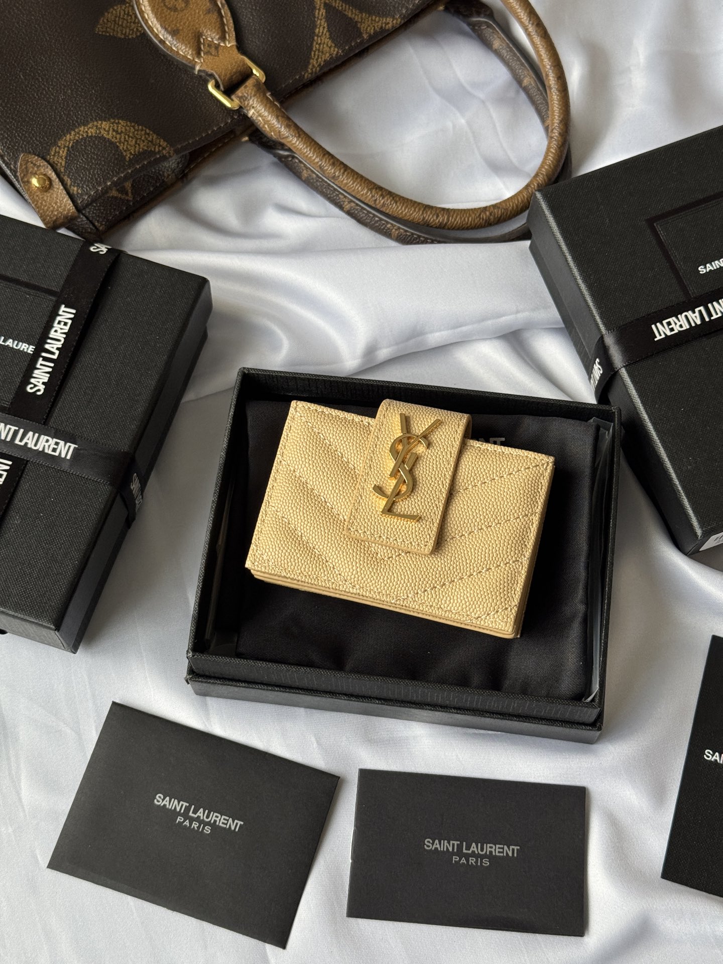 【Yves Saint laurent】高品質 10*6.5*2cm