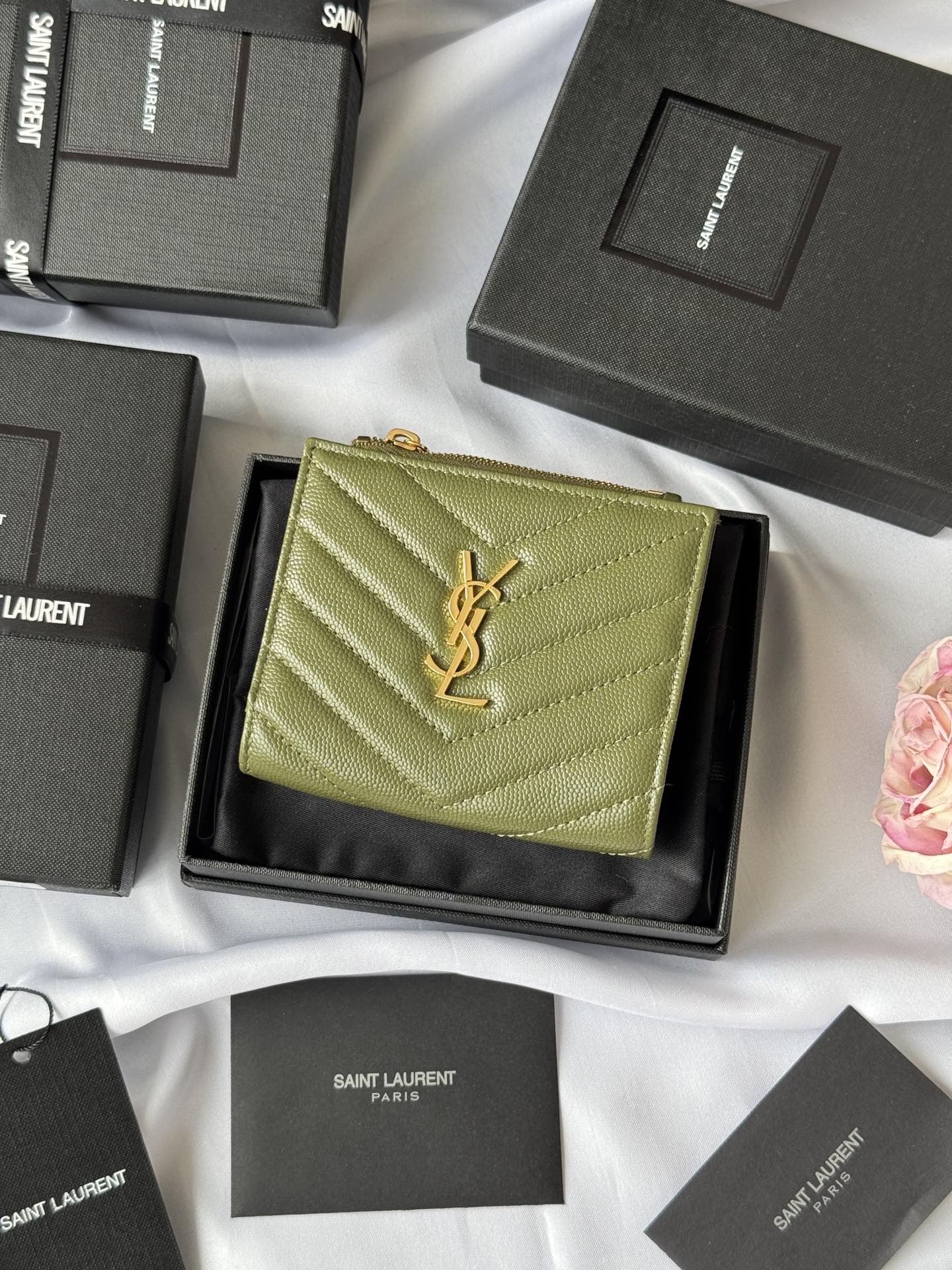 【Yves Saint laurent】高品質 13*9*1.5cm