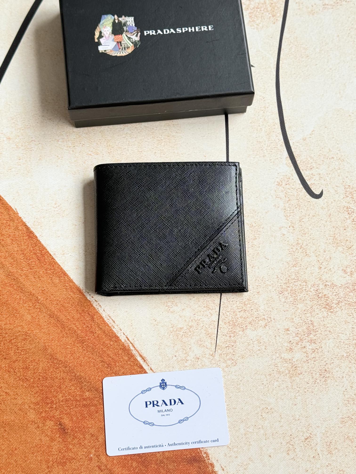 【PRADA】11*9cm