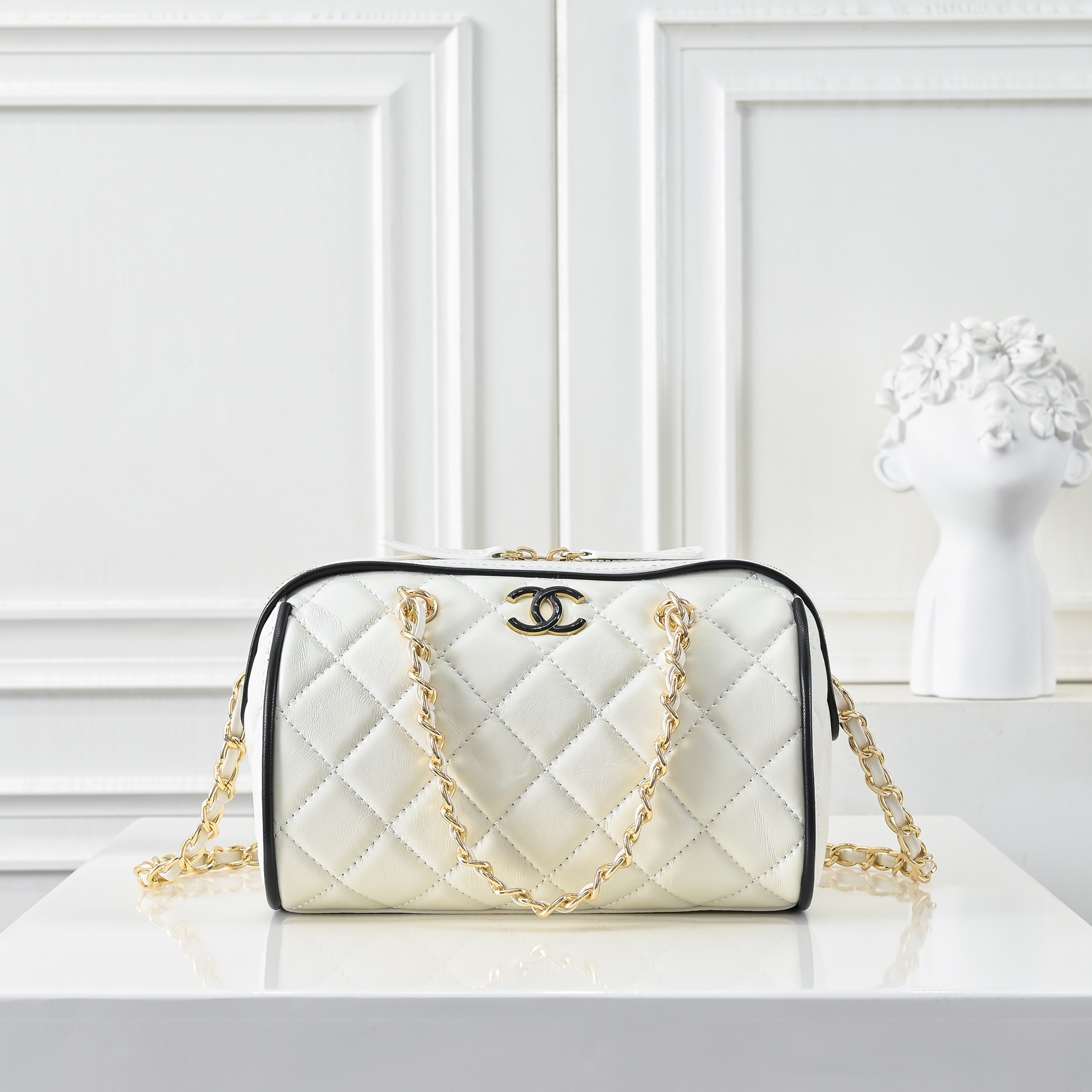 【シャネル】mini  18.5-11-11cm