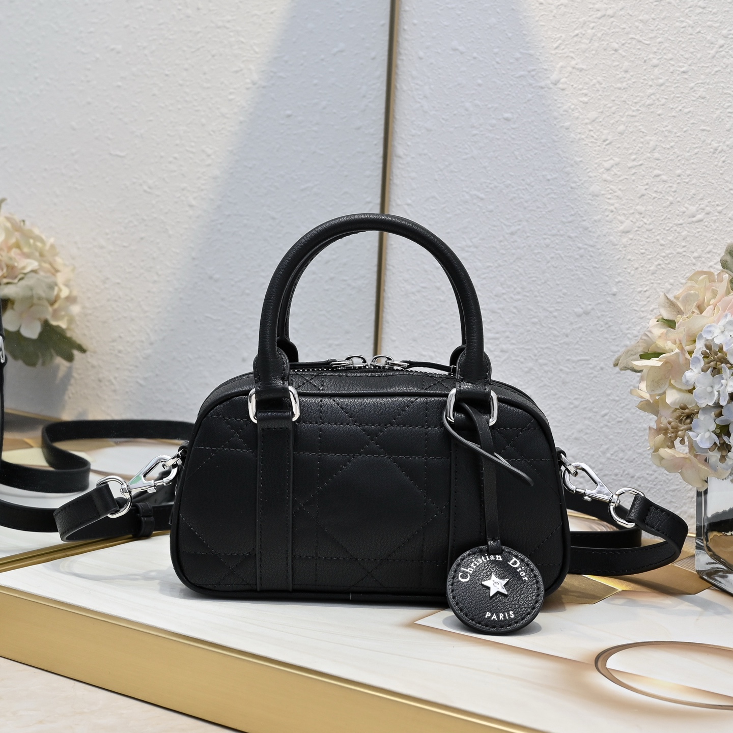 【DIOR】 d-vibe 20.5*13*5cm