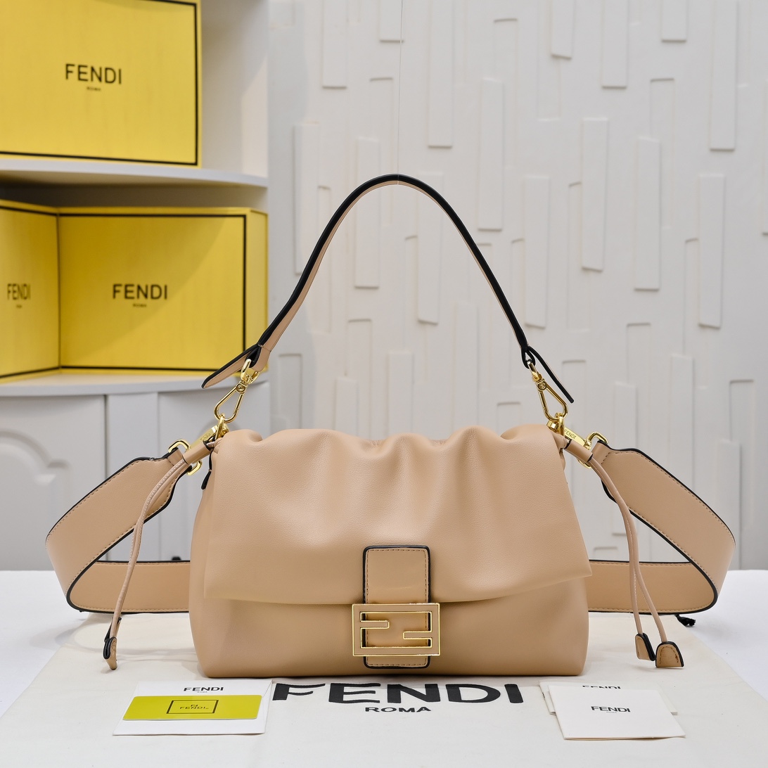 【Fendi】Mamma Baguette 26.5x8.5x18cm