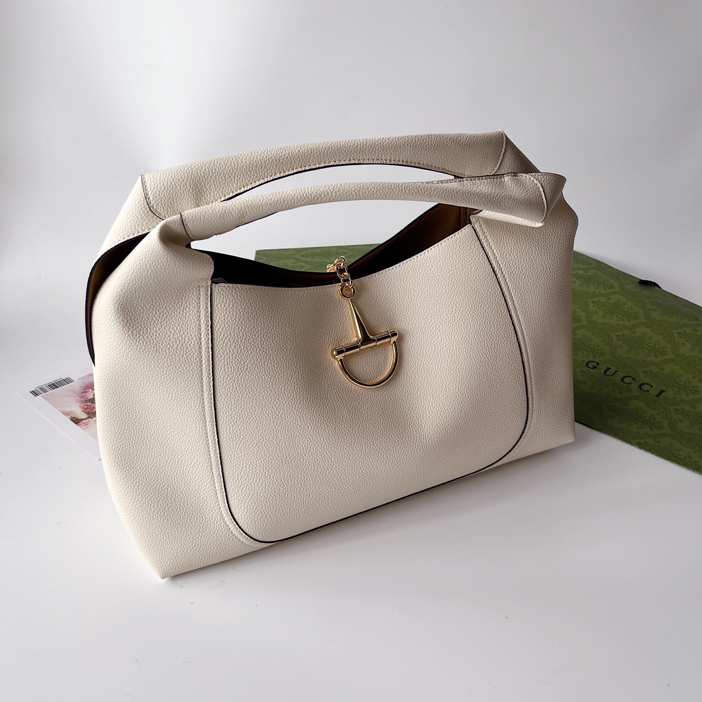 【GUCCI】softbit 46*26*16cm