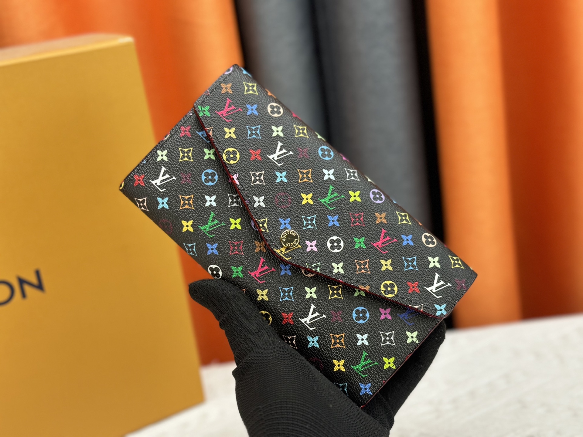 【LOUIS VUITTON】19x10cm