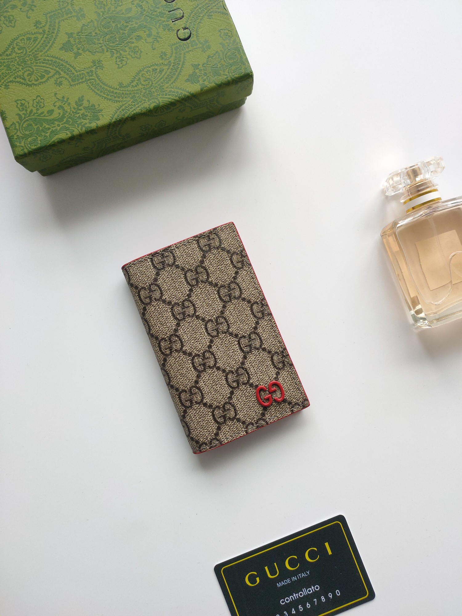 【GUCCI】カードケース  12x 7.5cm