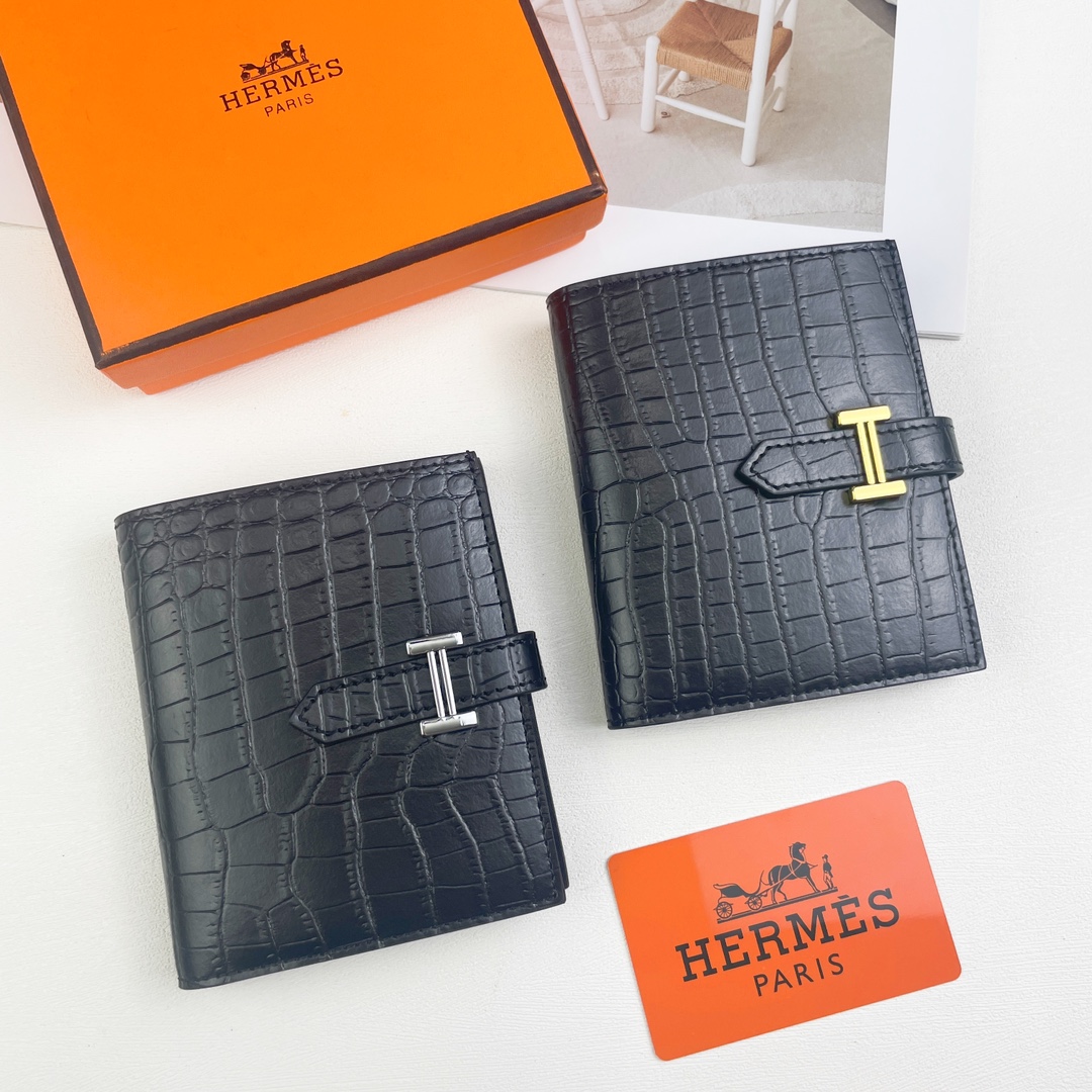 【Hermes 】Bearn 12cmx 9.5cm x 0.4cm