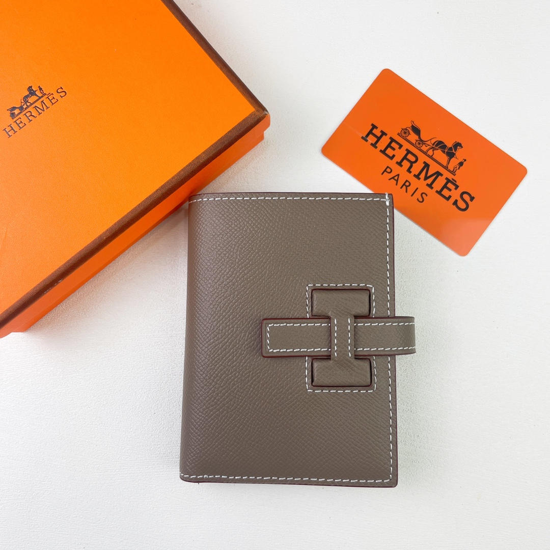 【Hermes 】New H Passant 12*10cm