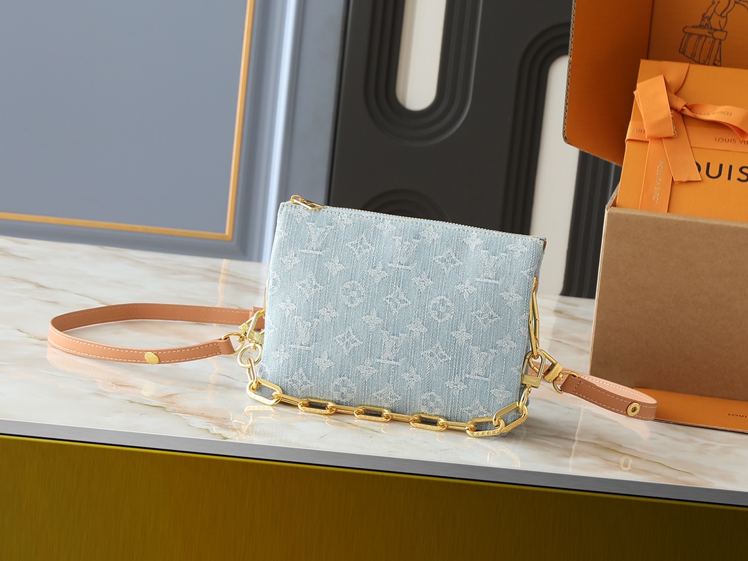 【LOUIS VUITTON】Coussin BB 21.0 x 16.0 x 7.0cm