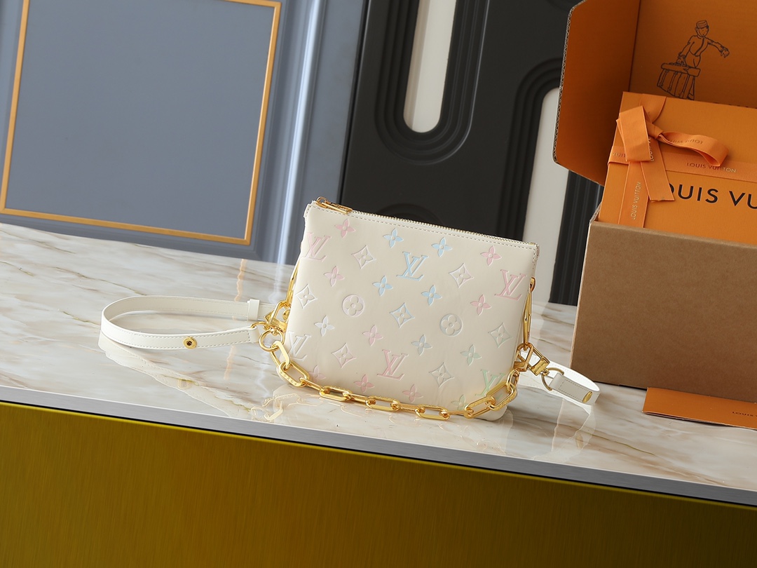 【LOUIS VUITTON】Coussin BB 21.0 x 16.0 x 7.0cm