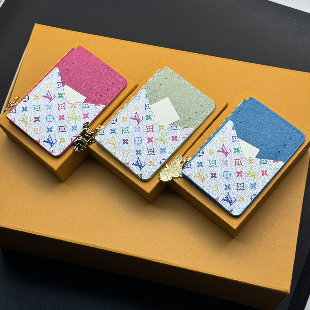 【LOUIS VUITTON】Romy  8 x 0.8 x 12cm