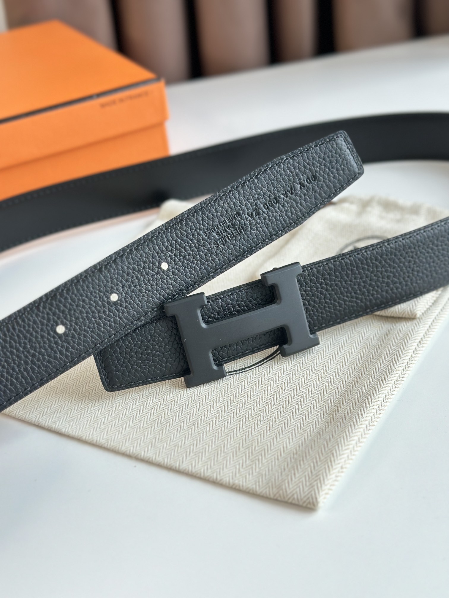 【Hermès】 メンズ  幅：3.2CM 長：105-125CM