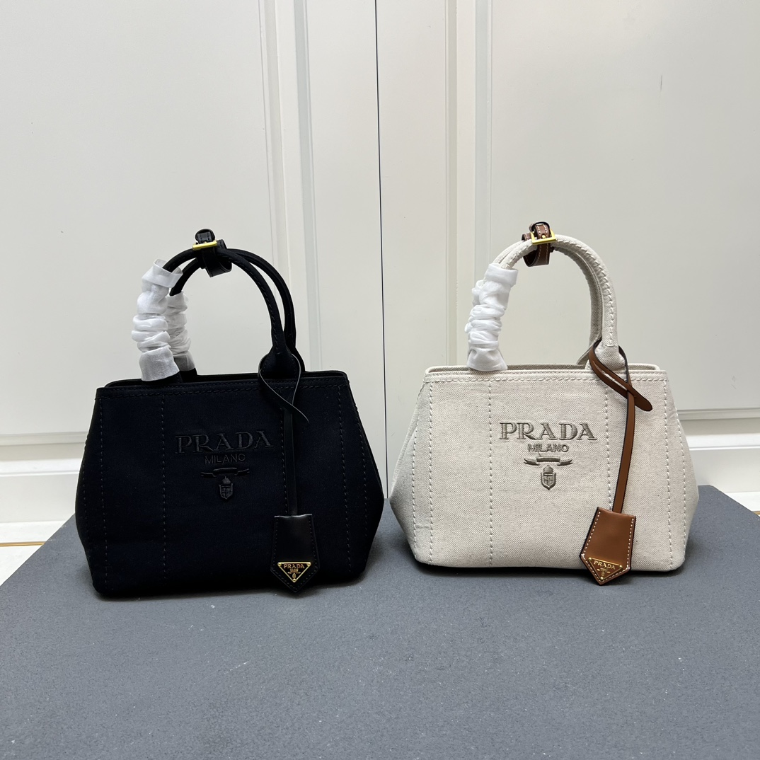 【PRADA】25*19*15cm