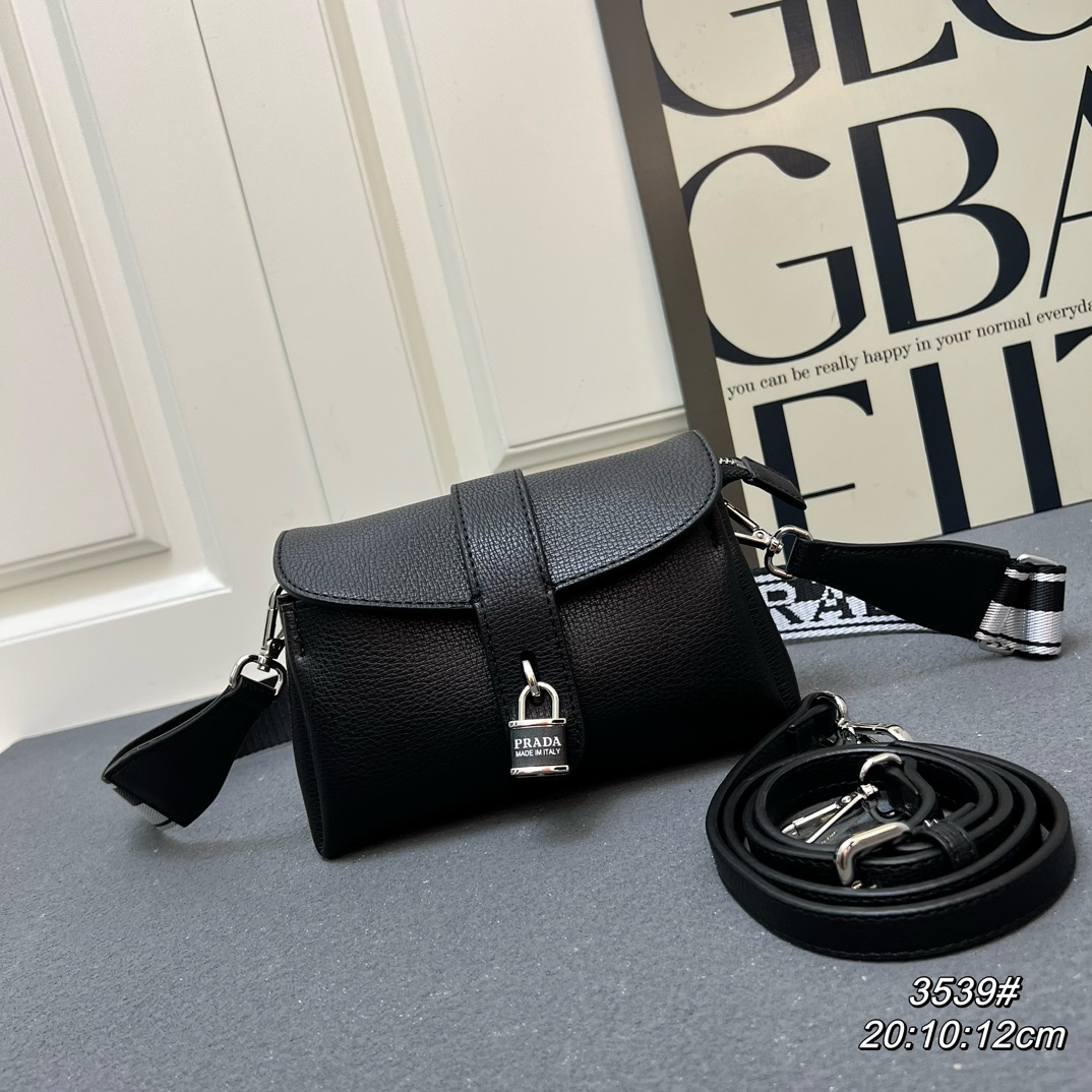 【PRADA】20*10*12cm