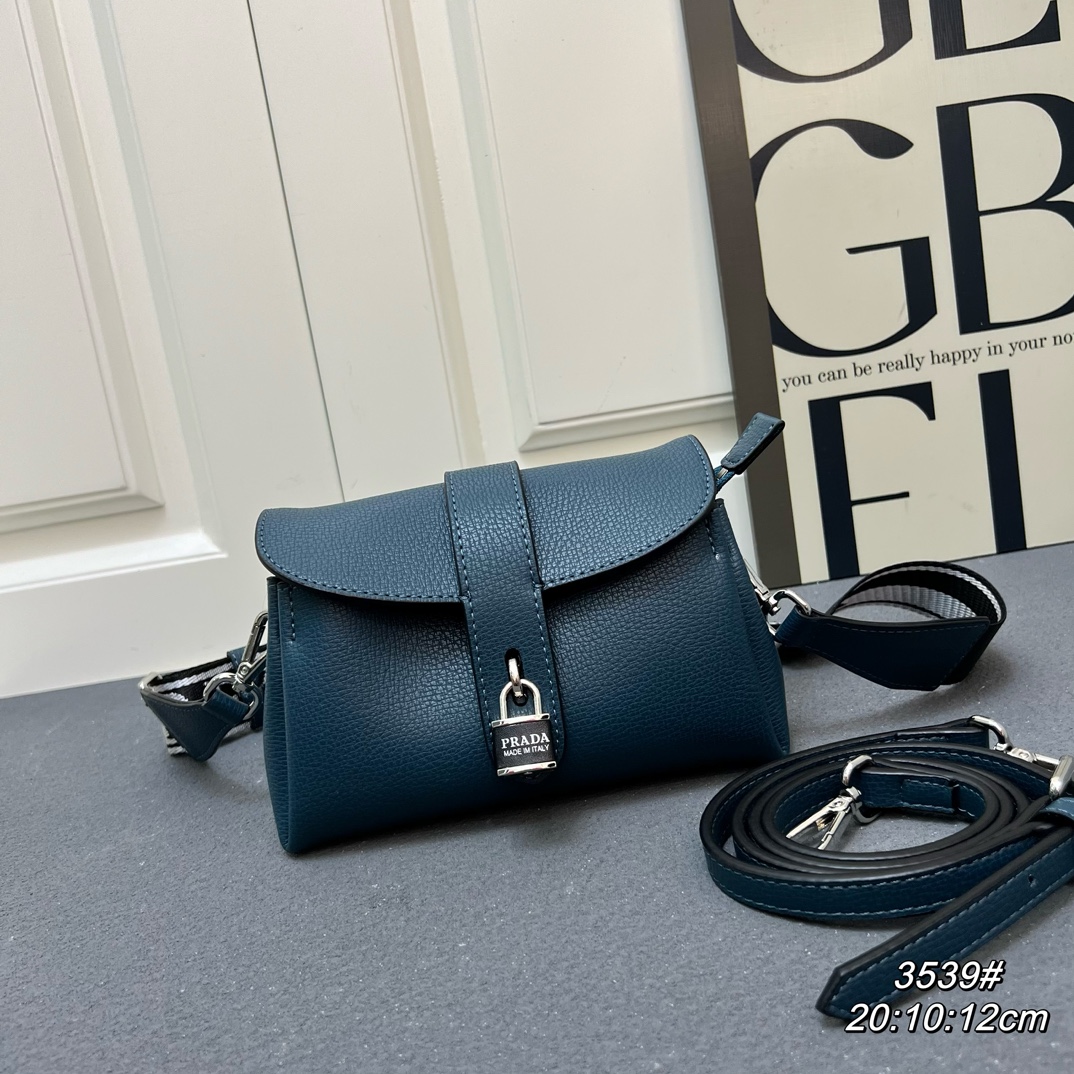 【PRADA】20*10*12cm