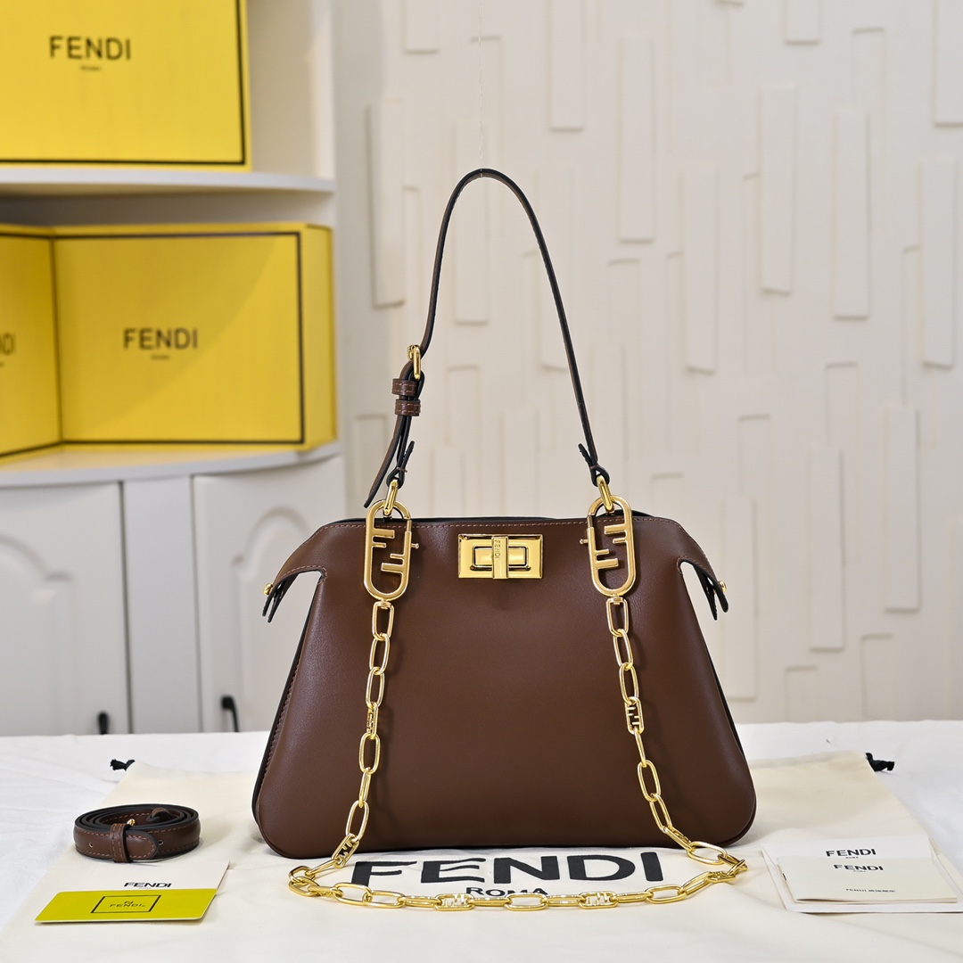 【Fendi】𝐏𝐄𝐄𝐊𝐀𝐁𝐎𝐎  𝐈 𝐒𝐄𝐄 𝐔