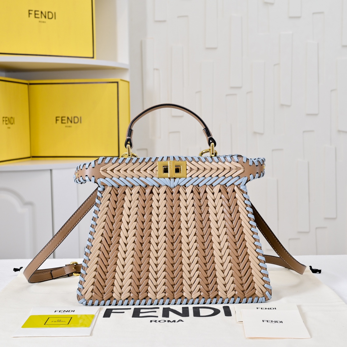 【Fendi】BAGUETTE