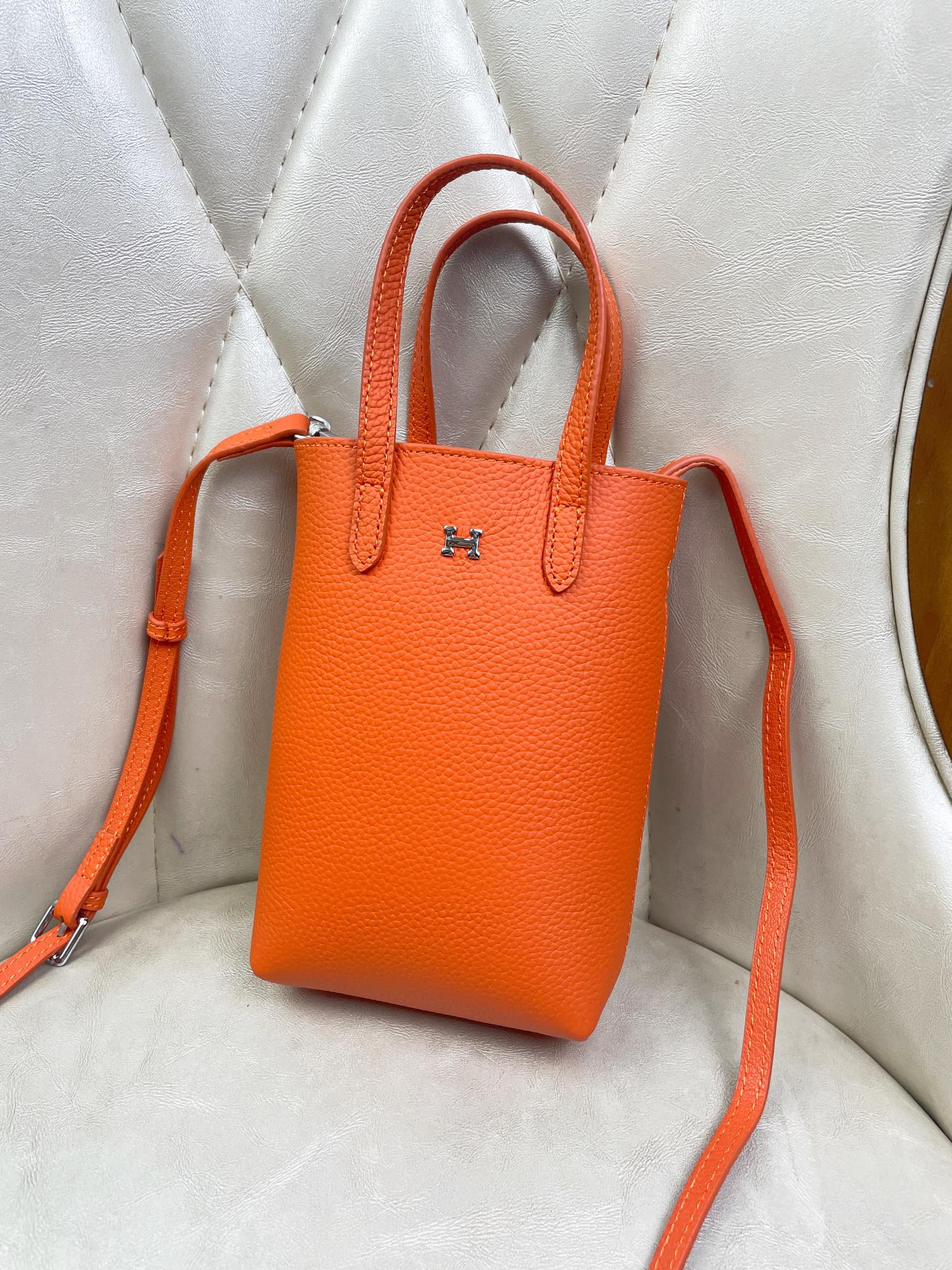 【Hermes 】19×14×6.5cm