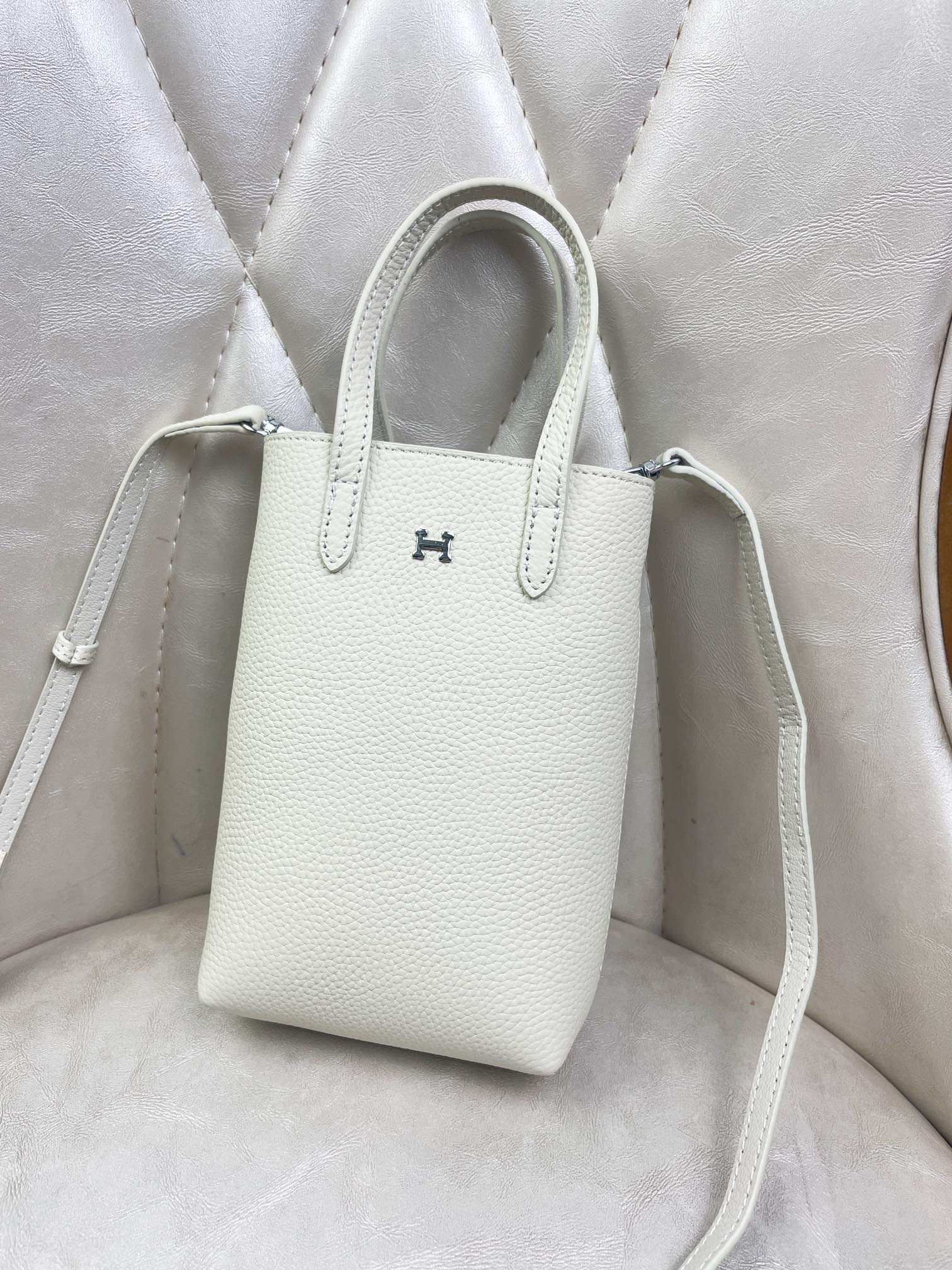 【Hermes 】19×14×6.5cm