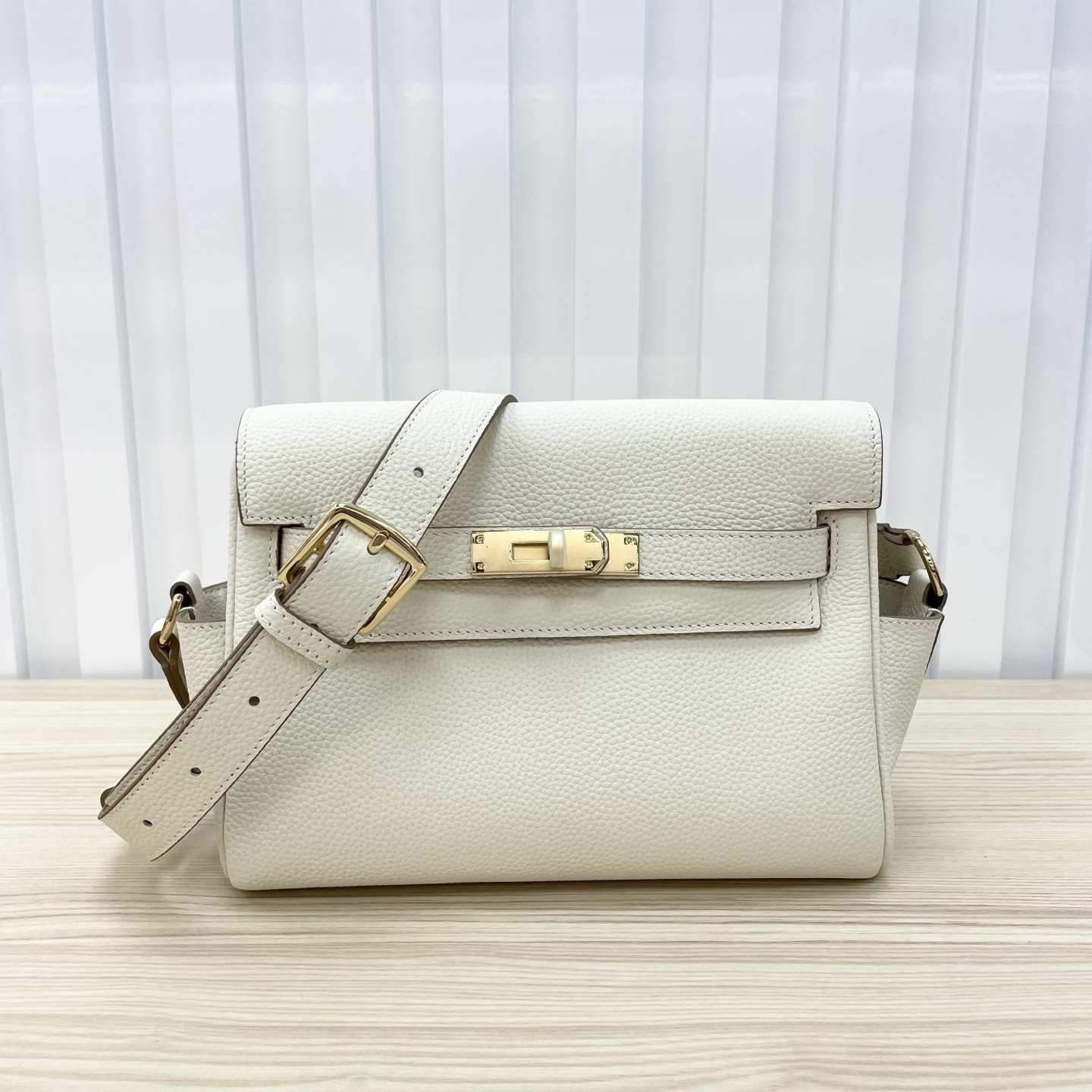 【Hermes 】KELLY MESSENGER 25*18*8cm