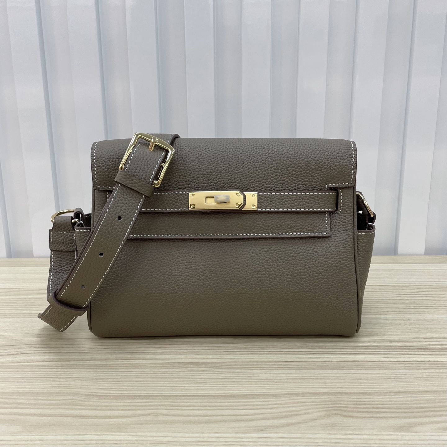 【Hermes 】KELLY MESSENGER 25*18*8cm