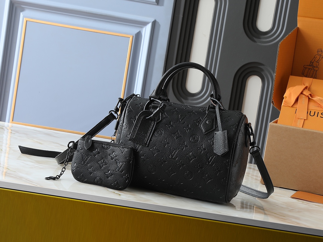 【LOUIS VUITTON】 Speedy P9 Bandoulière