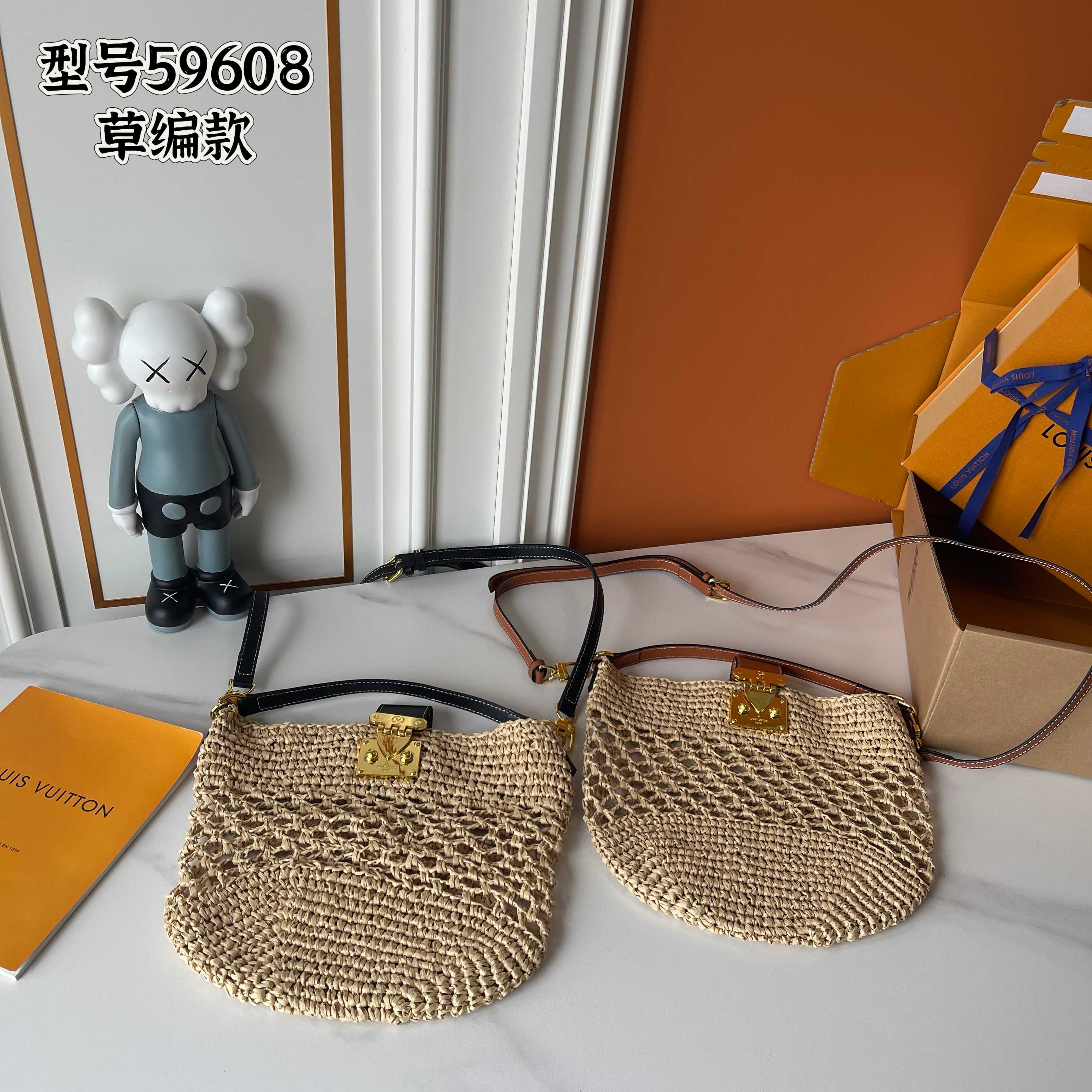 【LOUIS VUITTON】16X19X12cm
