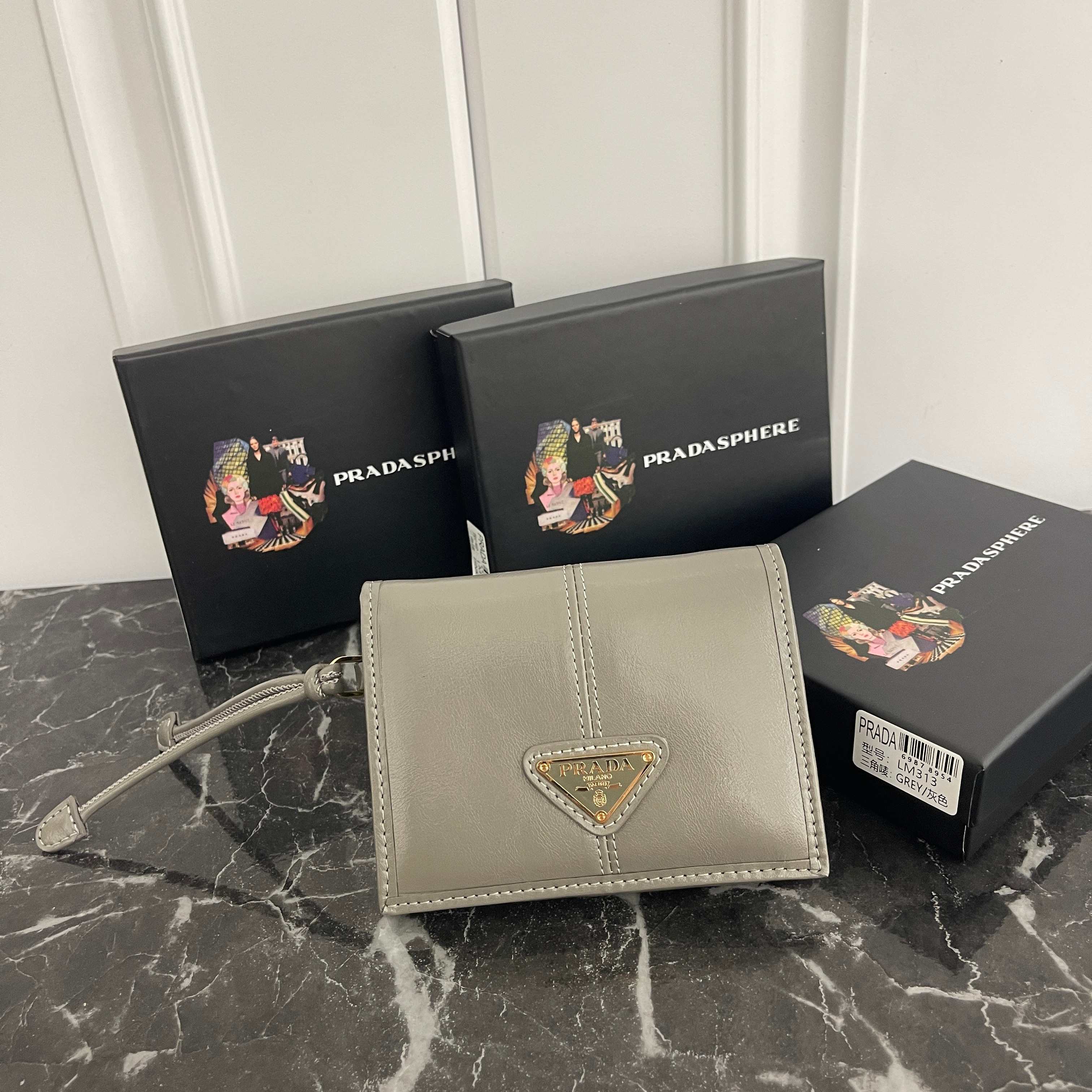 【PRADA】10X9Ⅹ2cm