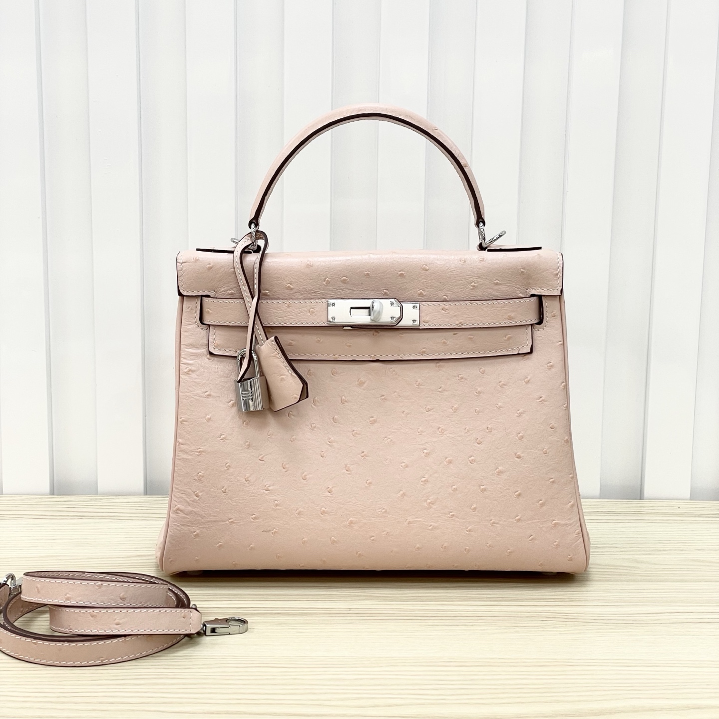 【Hermes 】𝐊𝐞𝐥𝐥𝐲 𝟐𝟖 28*22*10cm