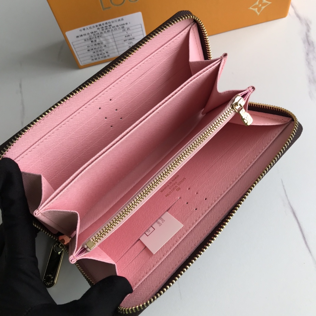 【LOUIS VUITTON】ZIPPY   19.5 x 10.5 x 2.5 cm
