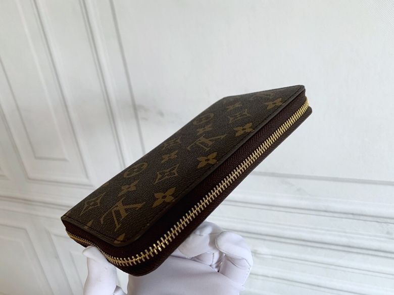 国内在庫(3日にお届け)  【LOUIS VUITTON】財布 M60507